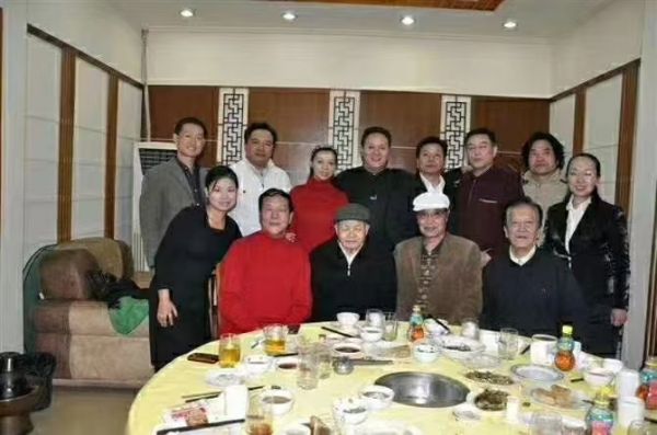 康艺泷老师被特聘为国家级演出平台栏目组策划执行主席(图1)