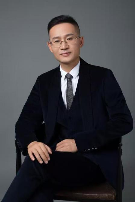 康艺泷老师被特聘为国家级演出平台栏目组策划执行主席(图3)