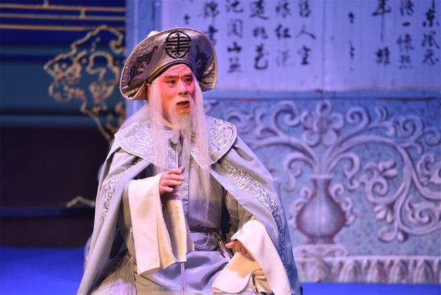 粤音越韵动鹏城“弘扬经典·辉映南北”经典戏曲+小剧场汇演系列活动收官(图3)