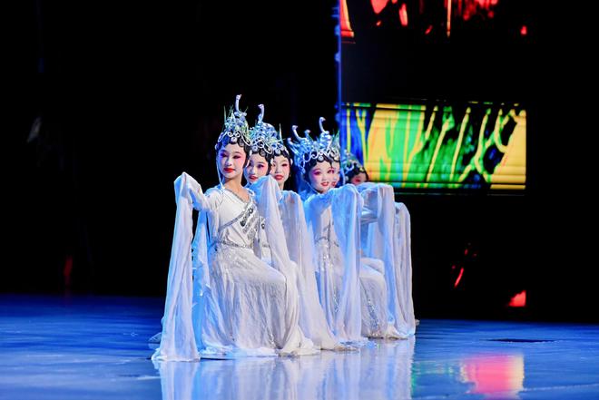 11天24台演出轮番上演：第九届中国校园戏剧节在成都开幕(图4)