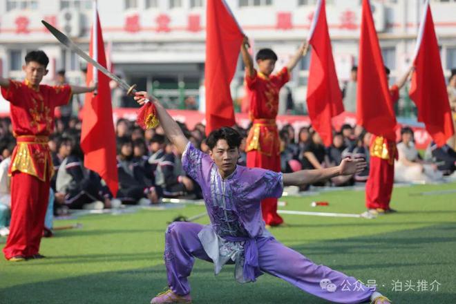 【泊头教育】《壮志凌云》：二中校运会上的精彩特长汇演(图8)