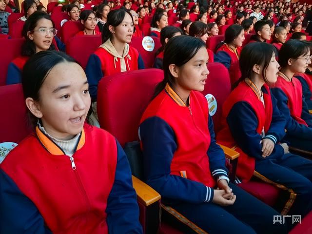 “中华经典诵读大会”（第二季）新疆站总演出暨颁奖典礼在和田圆满举行(图6)
