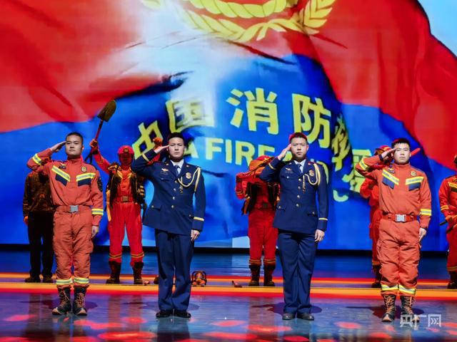 “中华经典诵读大会”（第二季）新疆站总演出暨颁奖典礼在和田圆满举行(图7)