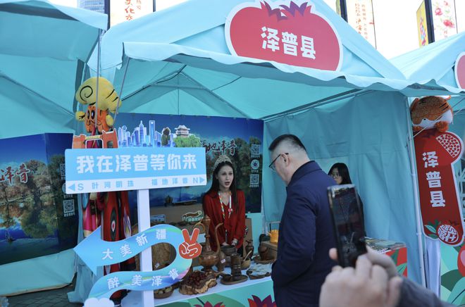 开幕！来这里逛市集看民族歌舞表演感受喀什风情→(图3)