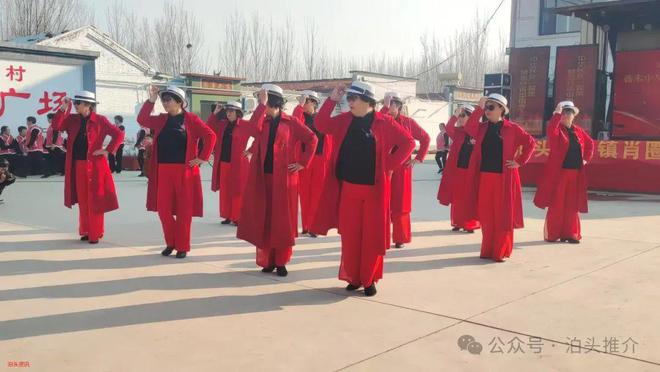 【泊头快报】泊镇举办“中华民族一家亲 同心共筑中国梦”文化惠民演出(图4)