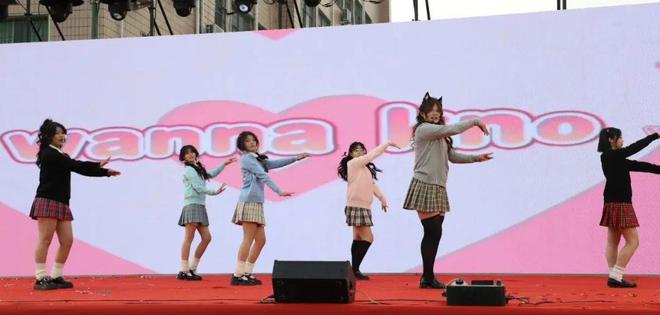 淮滨二高第一届文化艺术节文艺演出暨颁奖典礼(图10)