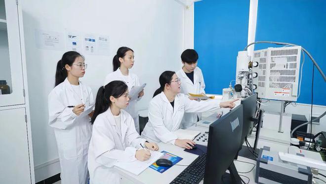 她的竞赛征途一路 “狂飙”！(图3)